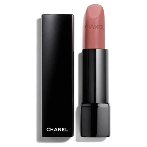 102 modern chanel|Lips .